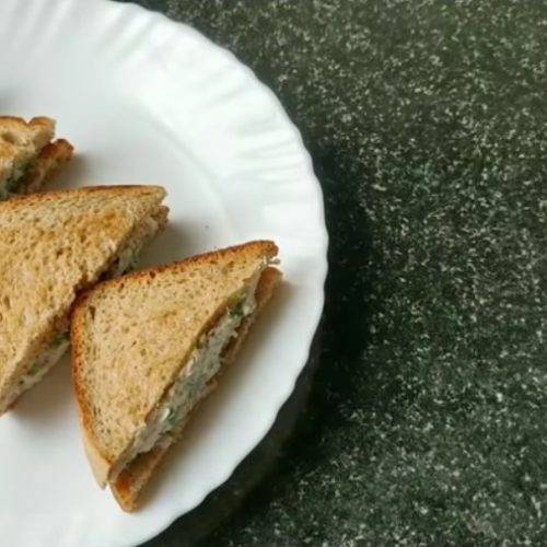 Recipe - Boiled chicken Brown Bread Sandwich - Pre Workout Meals - FOODFACT